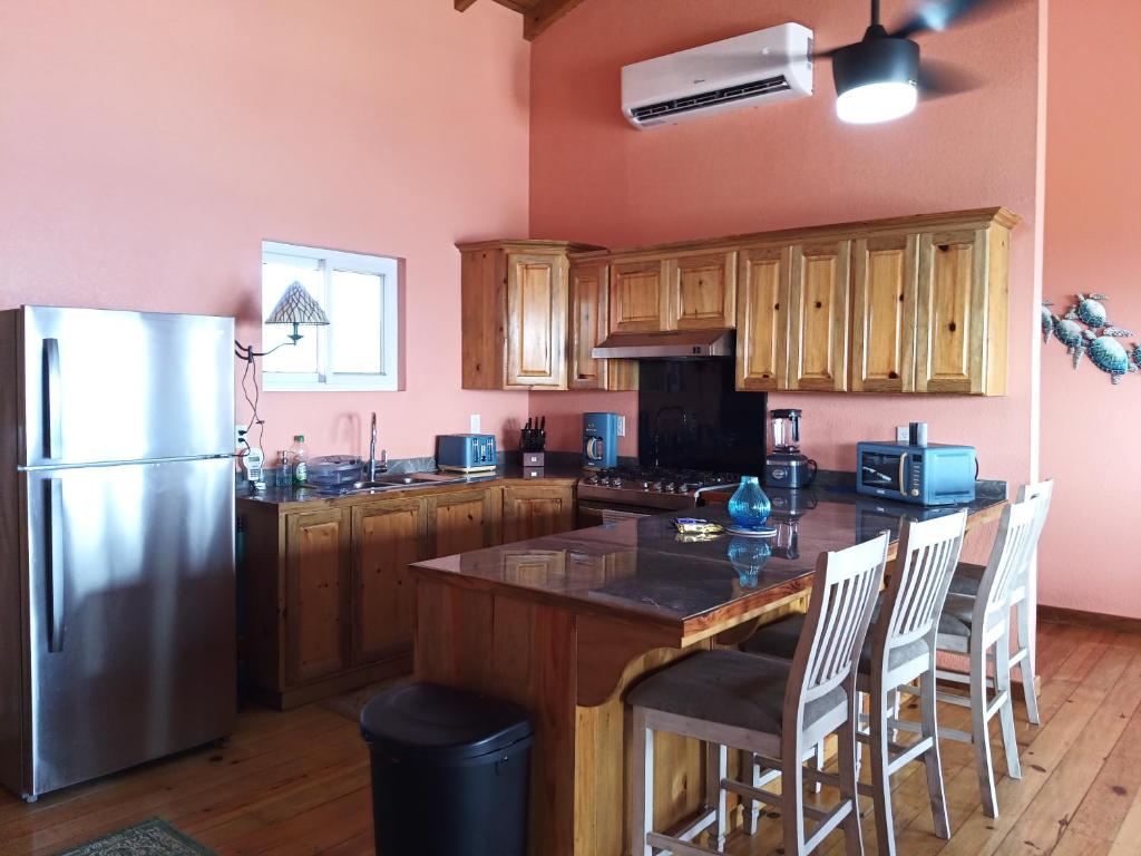 Casa Corazon Striking Beach Home photo 2