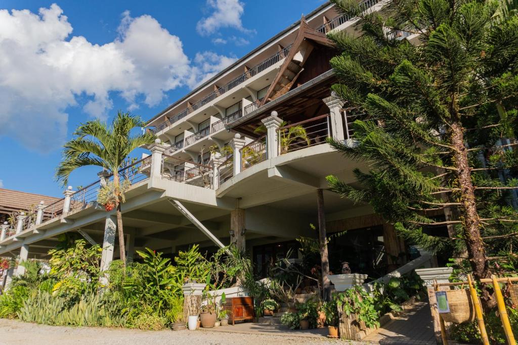 Silver Naga Hotel photo 1