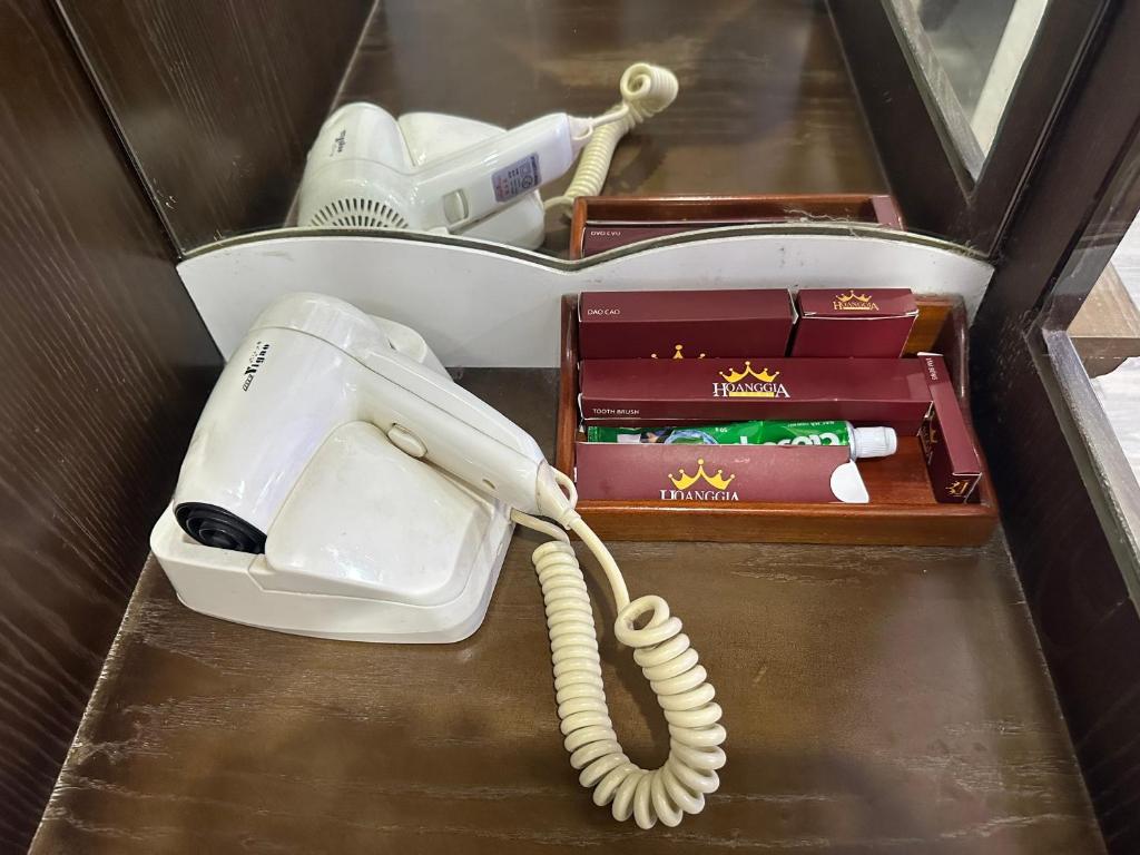 Hoàng Gia Long Biên Hotel