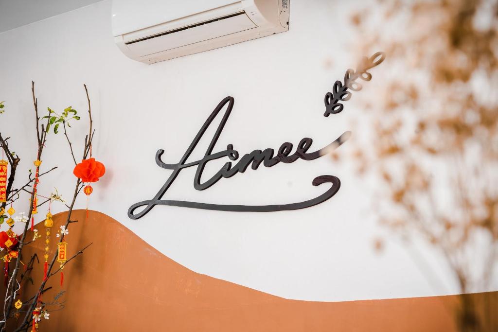 AimeeHouse - Trích Sài