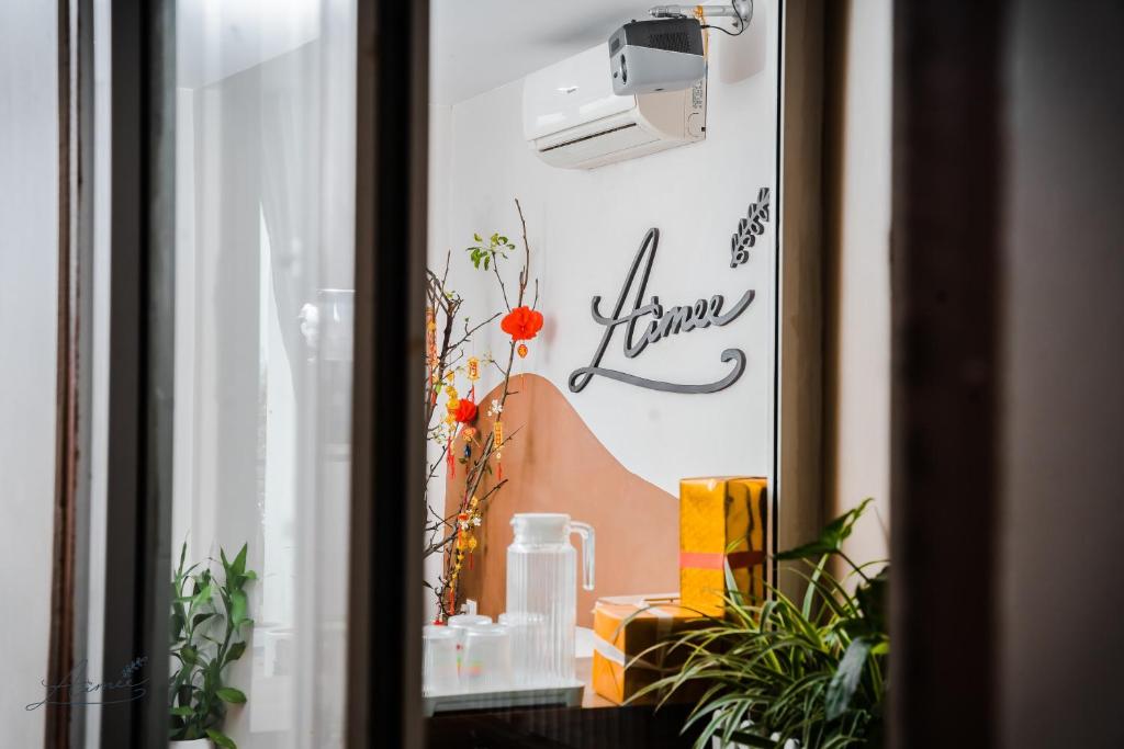 AimeeHouse - Trích Sài