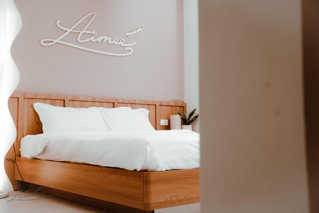 AimeeHouse - Trích Sài