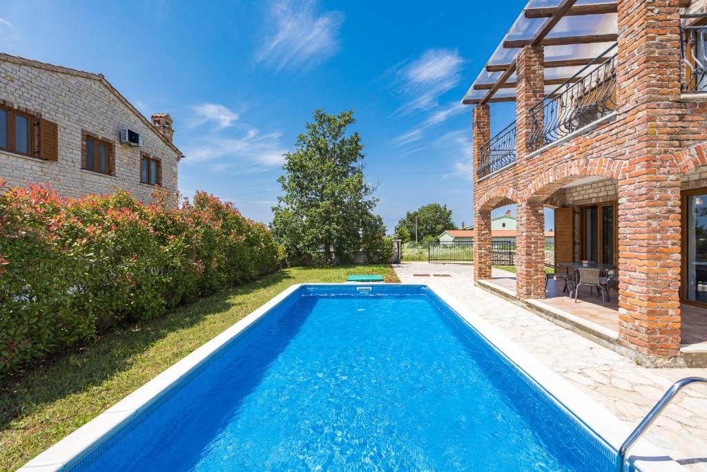 Villa Aldore in Central Istria for 6 persons with private pool photo 1