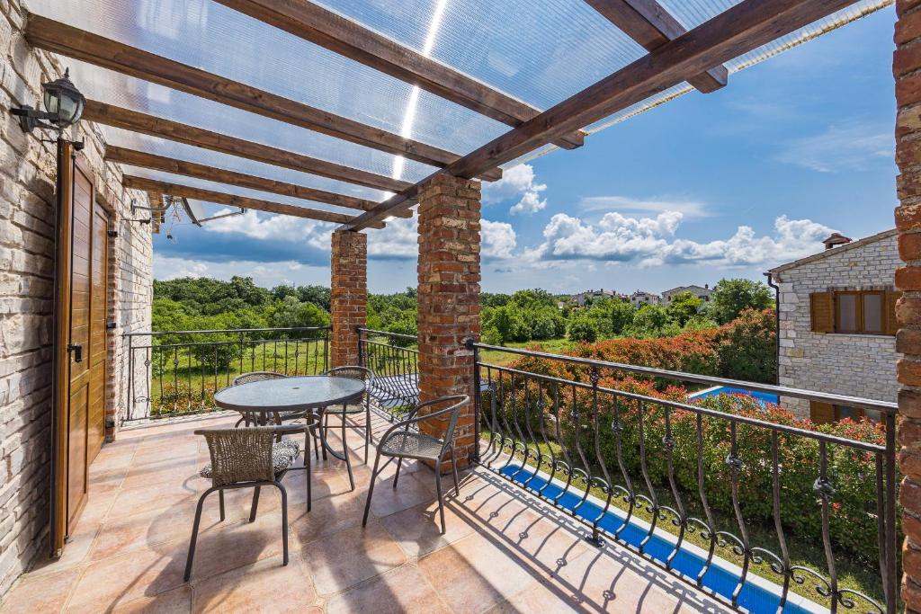 Villa Aldore in Central Istria for 6 persons with private pool photo 4