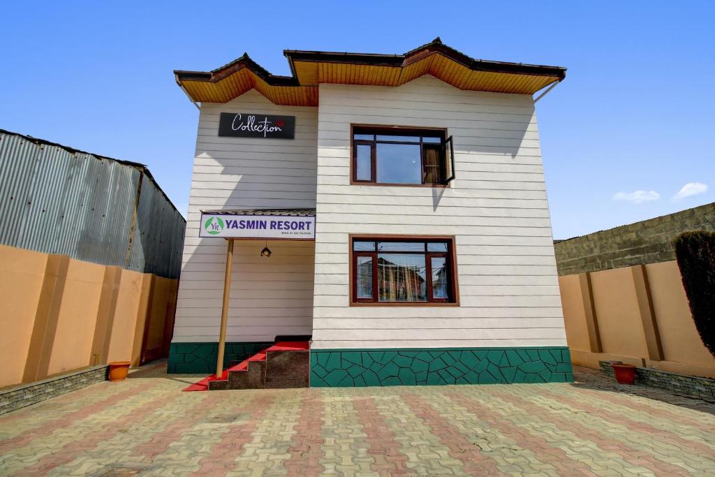 Capital O Yasmin Resort photo 1