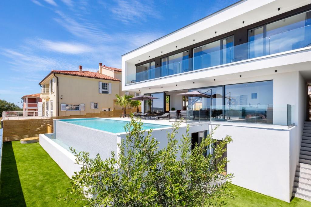 Luxury Villa Dali with Sauna, Whirlpool and Sea view in Medulin only 1,7 km from the beach photo 4