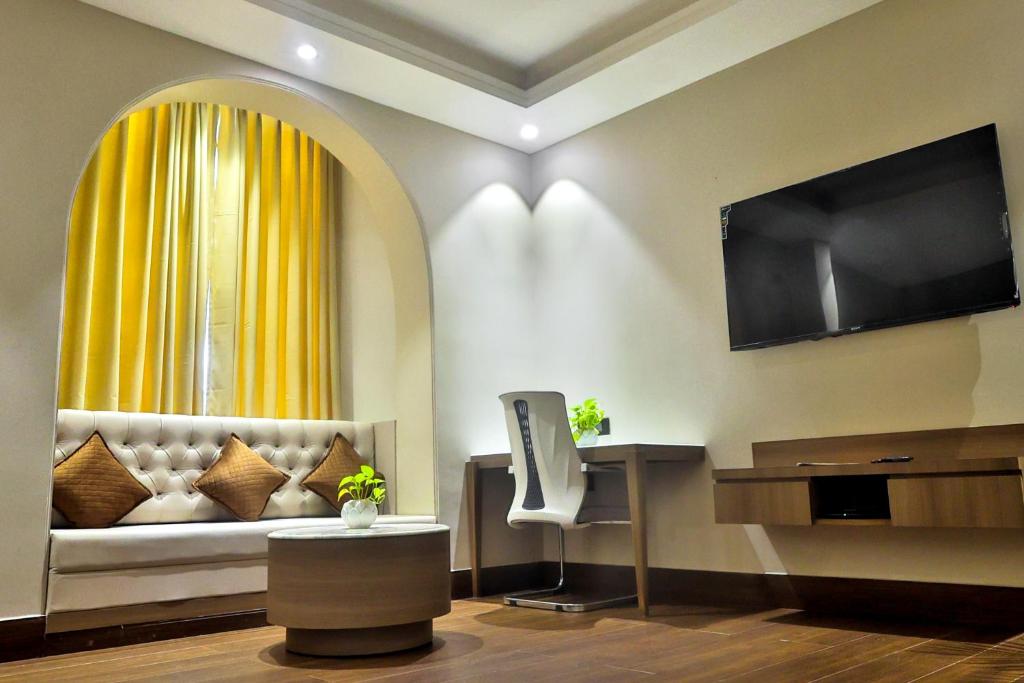 Hotel Kant Palace photo 1