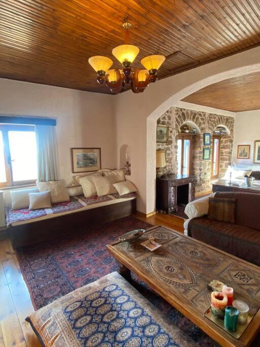 Arahova Cozy View photo 3