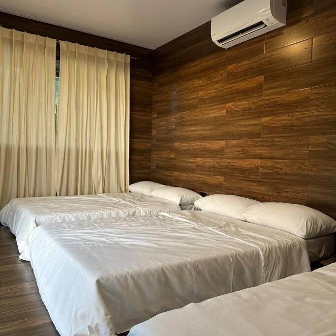 Modern minimalist cabin with pool photo 4