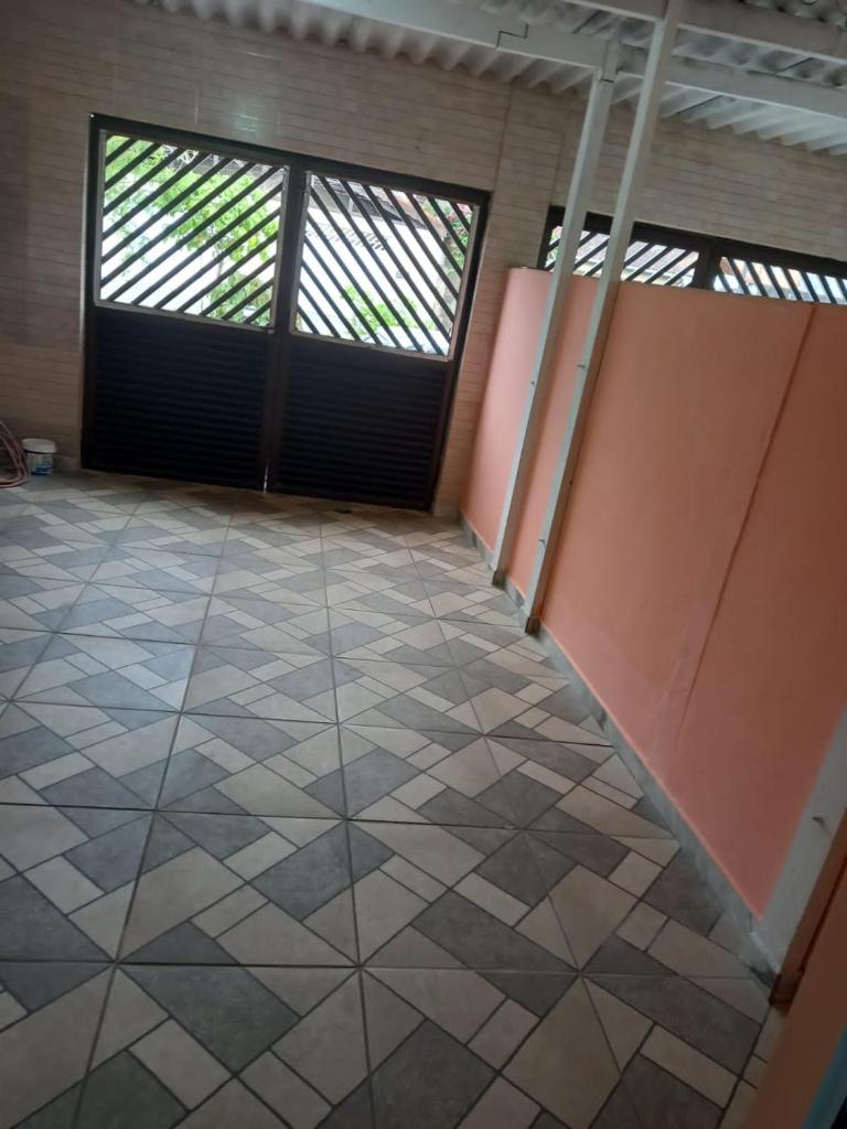 Aluguel Casa Diária Guarujá Ótima Localização com Garagem photo 1