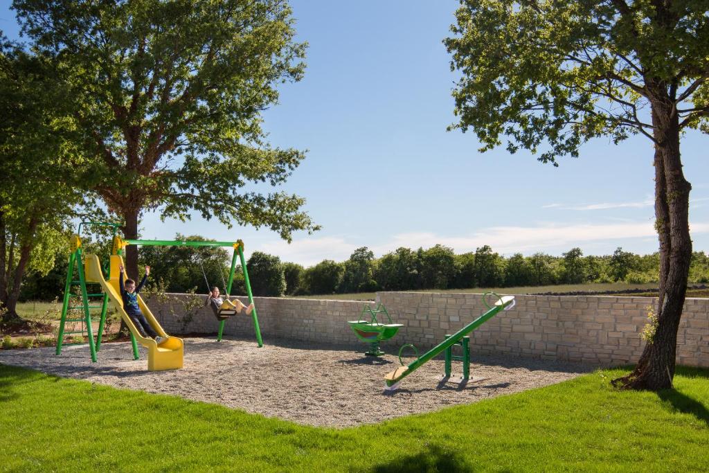 Villa Green Frame in Cental Istria for families with playground and wellness photo 4