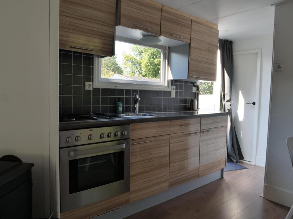 Gezellige Chalet met airco en vele faciliteiten! photo 4