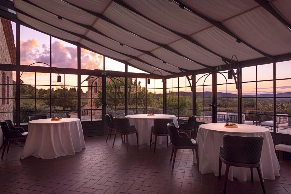 The Club House photo 2