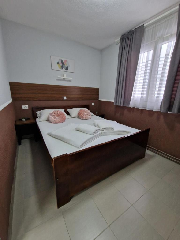 Hotel Djerdan photo 4
