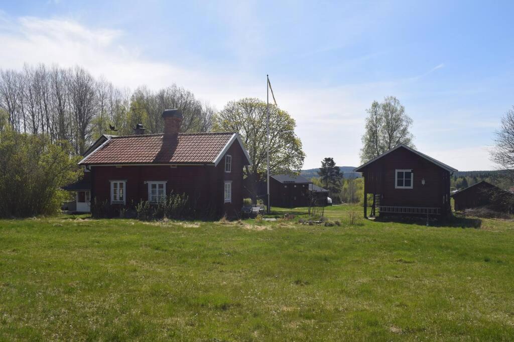 Charming renovated seventeenth century cottage photo 4