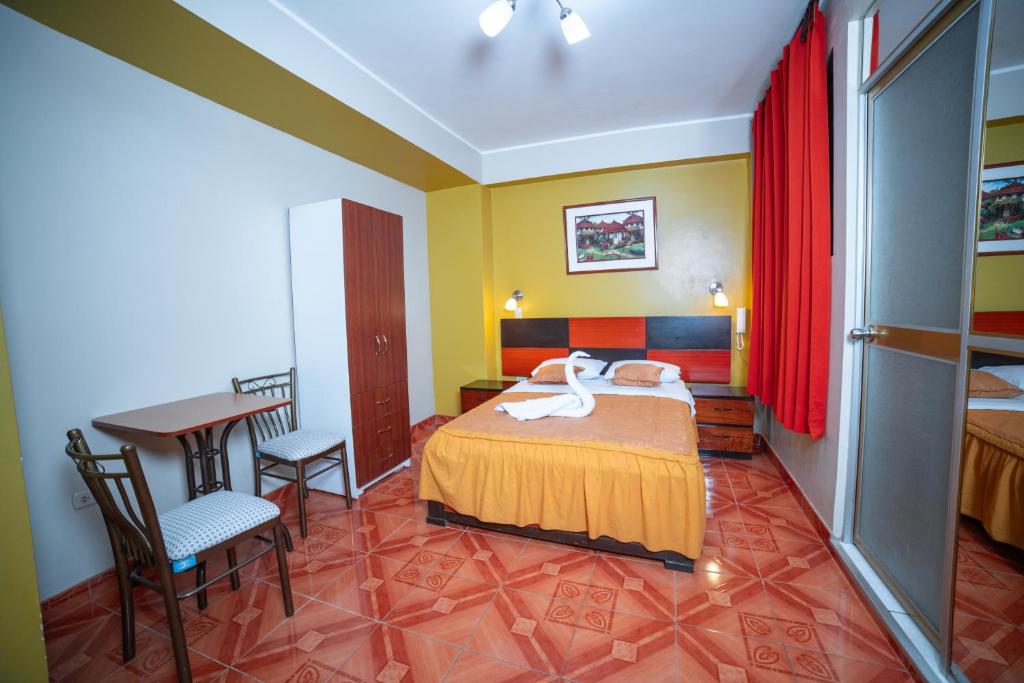 Hotel Mayros photo 1