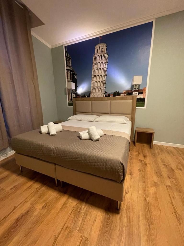 Titta & Ruffo, Pisa