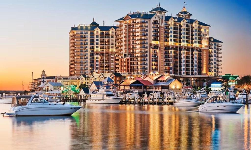 Club Wyndham Emerald Grande at Destin
