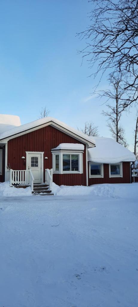 Kiruna accommodation Gustaf Wikmansgatan 6b villa 8 pers