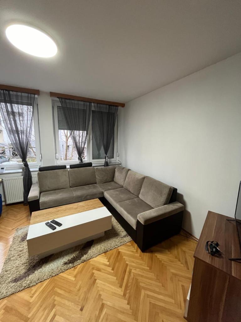 Stan na dan Apartman TRG photo 1