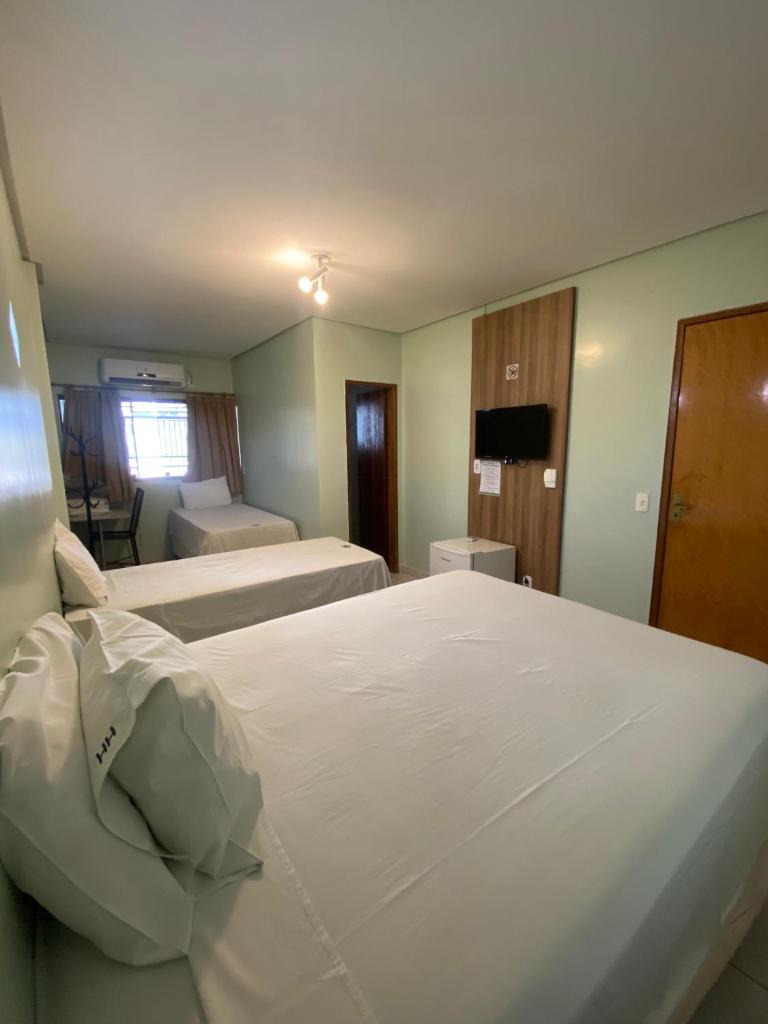 Hotel Mendes Azevedo - próximo ao Araguaia Shooping, Rodoviária e a REGIÃO 44 photo 3