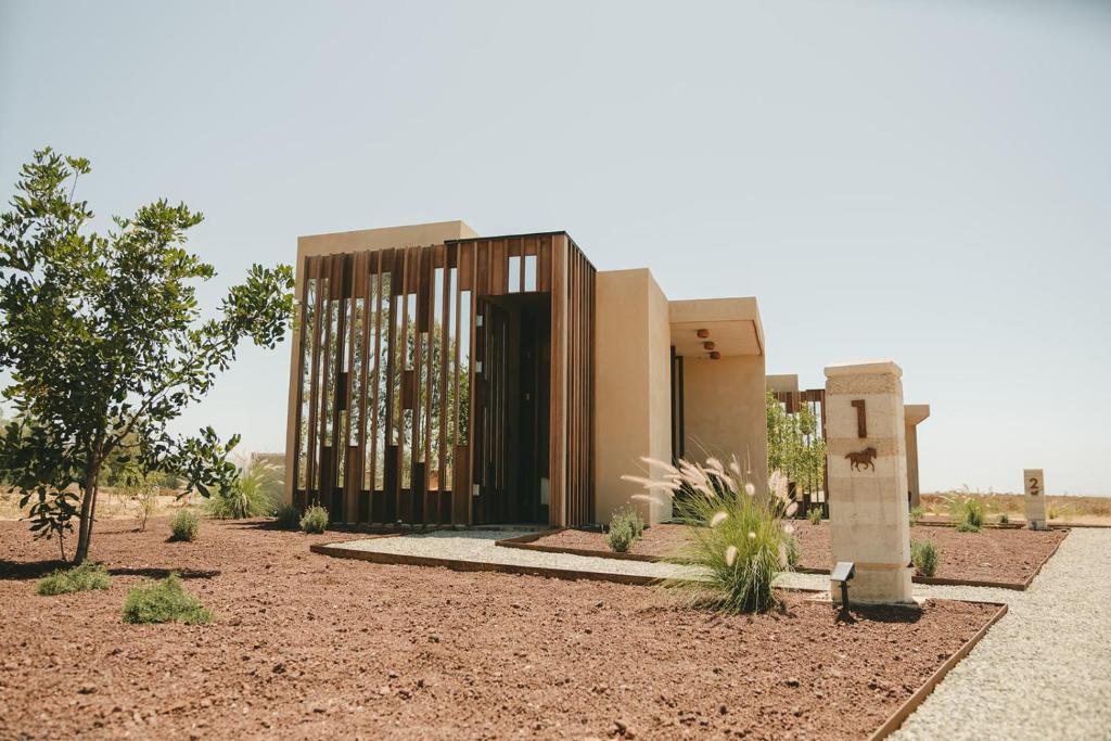 Equ Hotel de Tierra