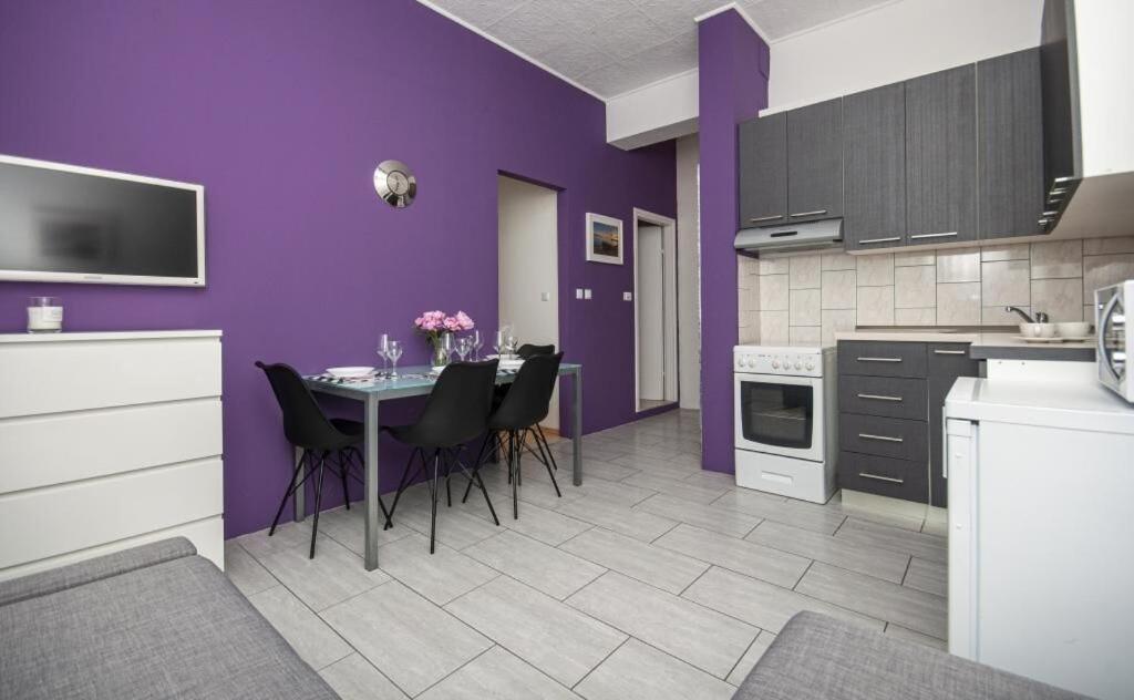 Apartment Love photo 2