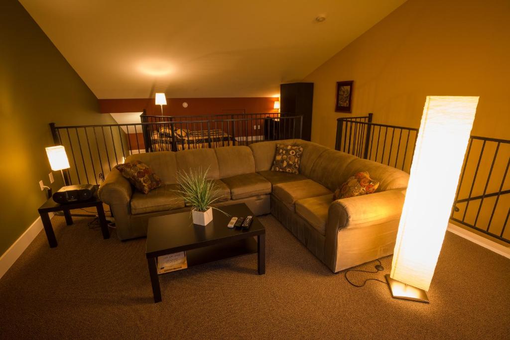 Crooked Tree Guest Suites photo 1