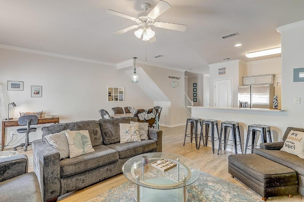 Beach Haven Unit 703 photo 4