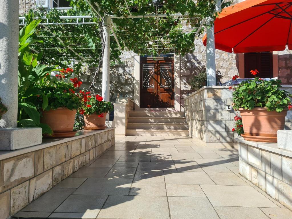 Apartments by the sea Broce, Peljesac - 13182 photo 2