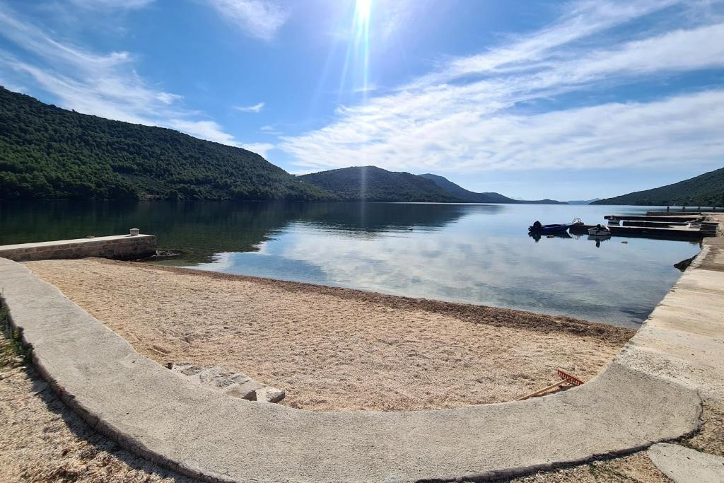 Apartments by the sea Broce, Peljesac - 13182 photo 4