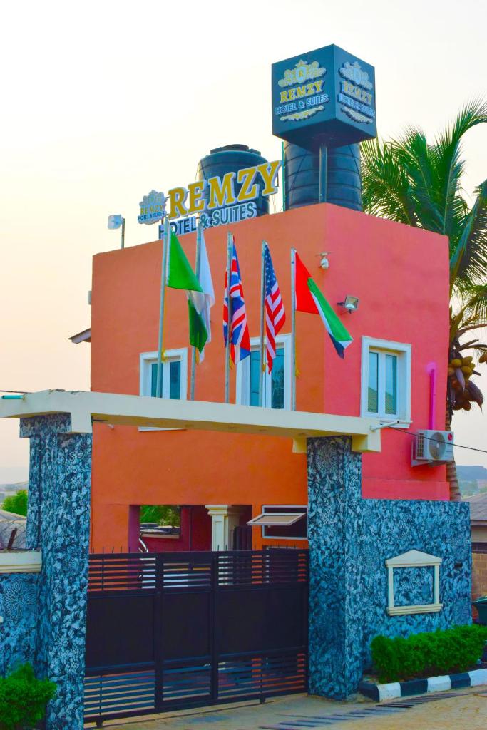 Remzy Hotel & Suites, Olomore photo 2
