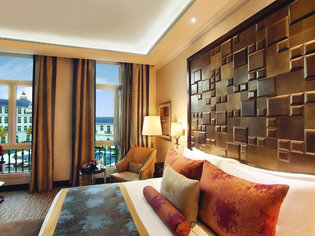 Двухместный (Номер Делюкс с видом на бассейн), Royal Maxim Palace Kempinski Cairo