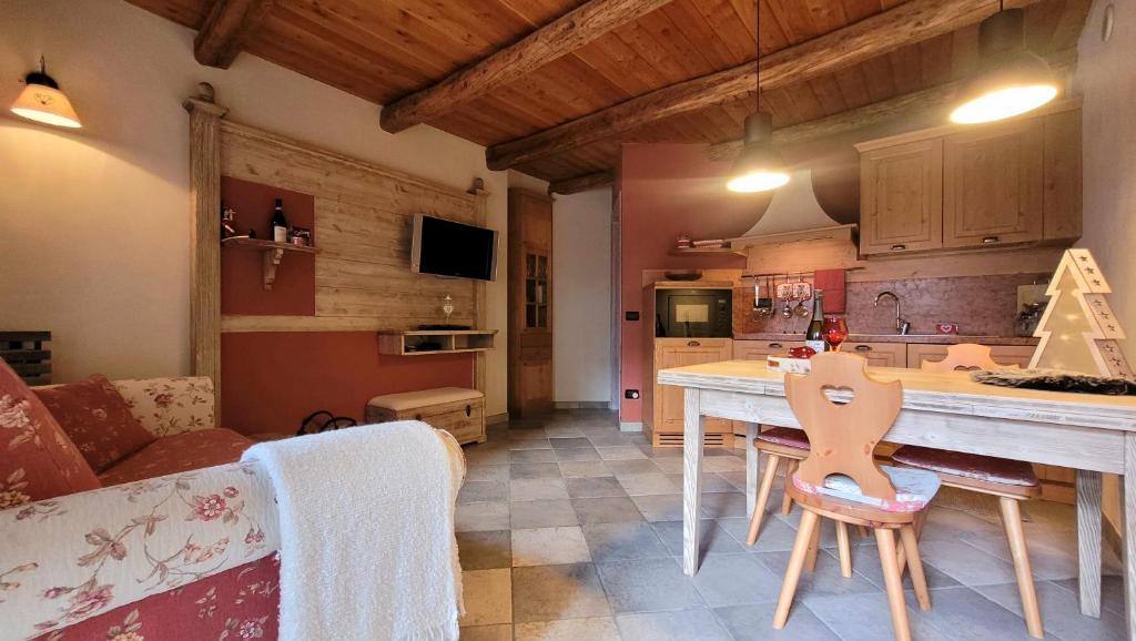 Baita 3 lovely & central Sauze photo 3