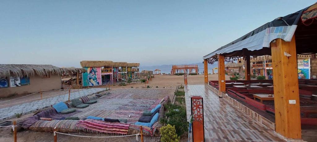 Green Beach Camp & Hotel photo 3