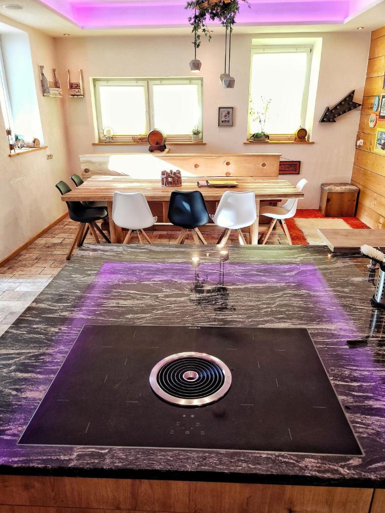 DMG - 'Large, Luxurious Ground Floor' Apartment photo 3