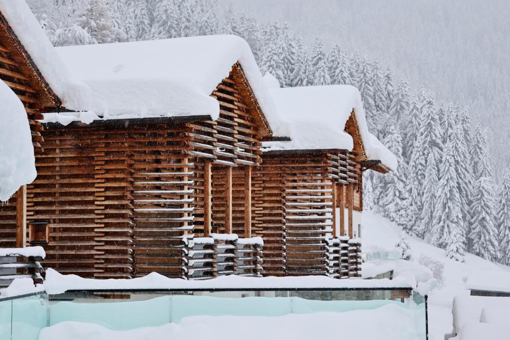 Boutique Hotel und Chalets Bergwiesenglück photo 3