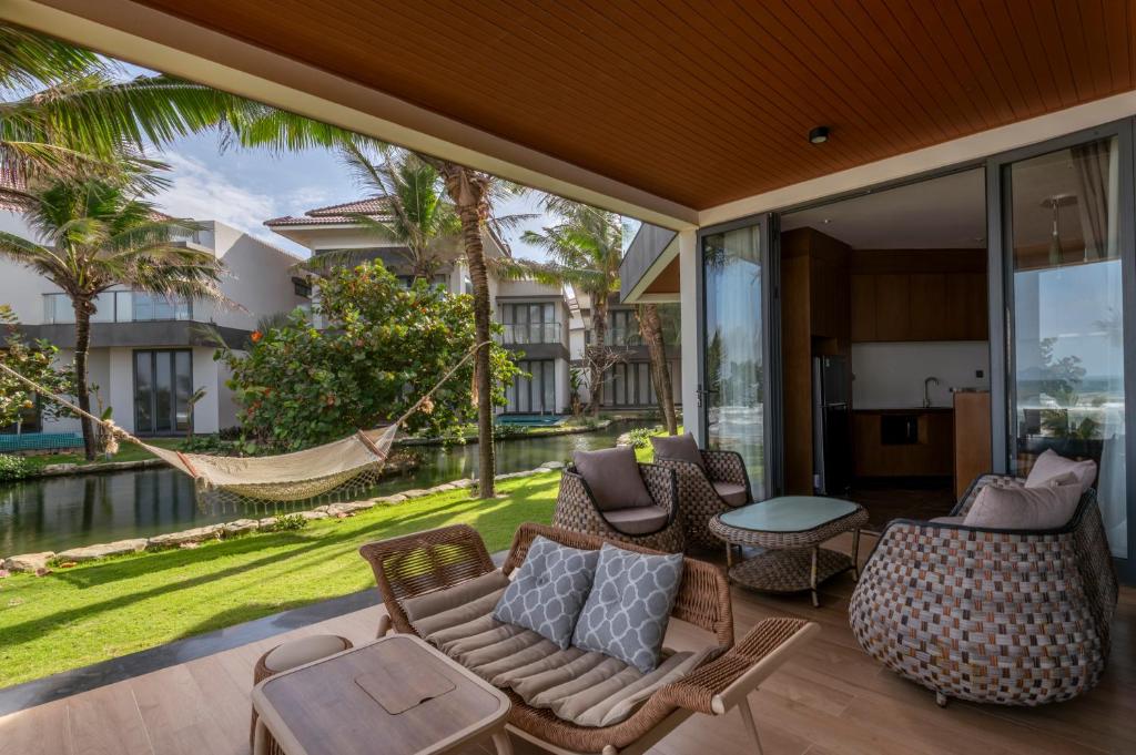 KOI Resort & Residence Da Nang