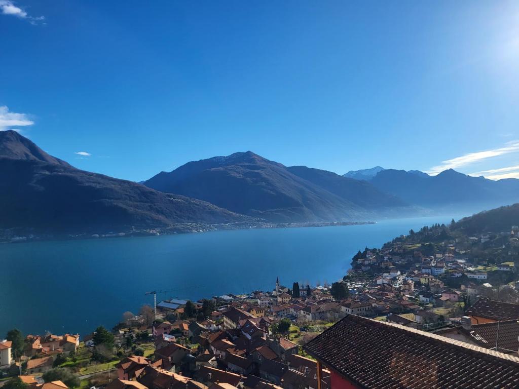 Amazing Lake View Apartment with Pool and 2 Terraces, Modern Urio, by STAYHERE-LAKECOMO photo 4