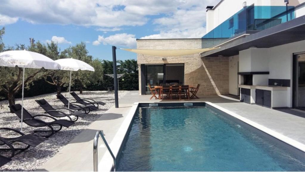 Villa Zara with Wellness near Poreč