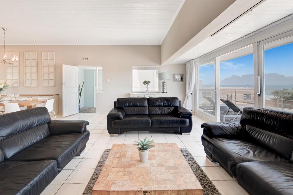 Seaside Villa photo 4