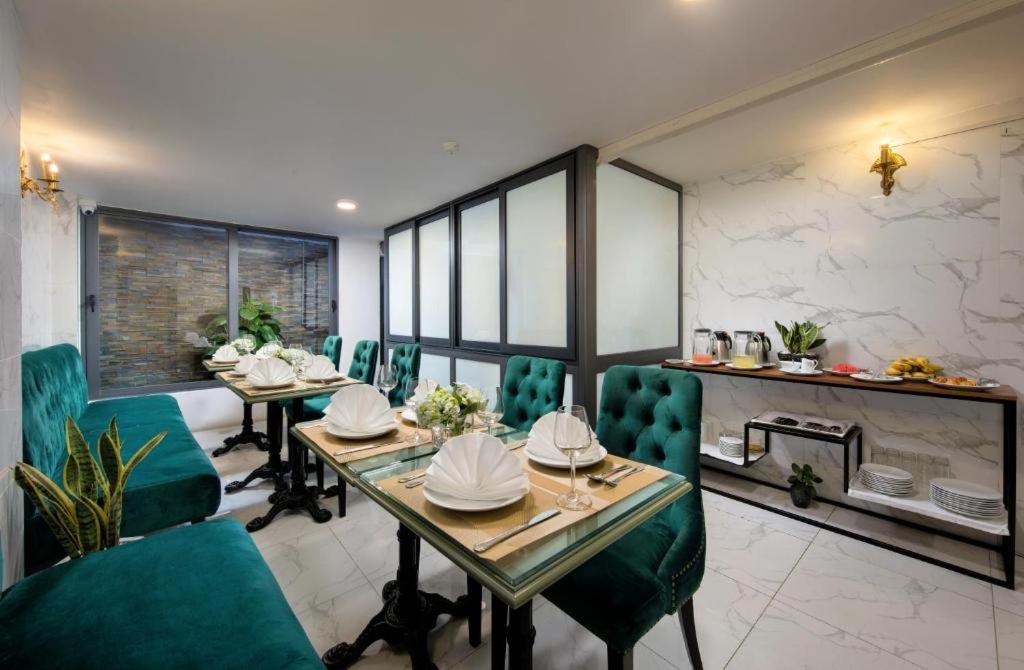 Gatsby Central Hotel Hanoi