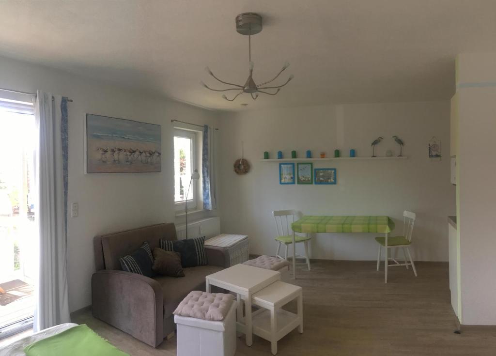 Studio 8 im 1 OG Haus Stranddistel, schones Studio fur 2 Personen in Zingst, Hund erlaubt photo 3
