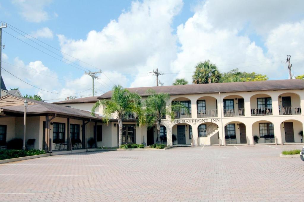 Bayfront Inn photo 4