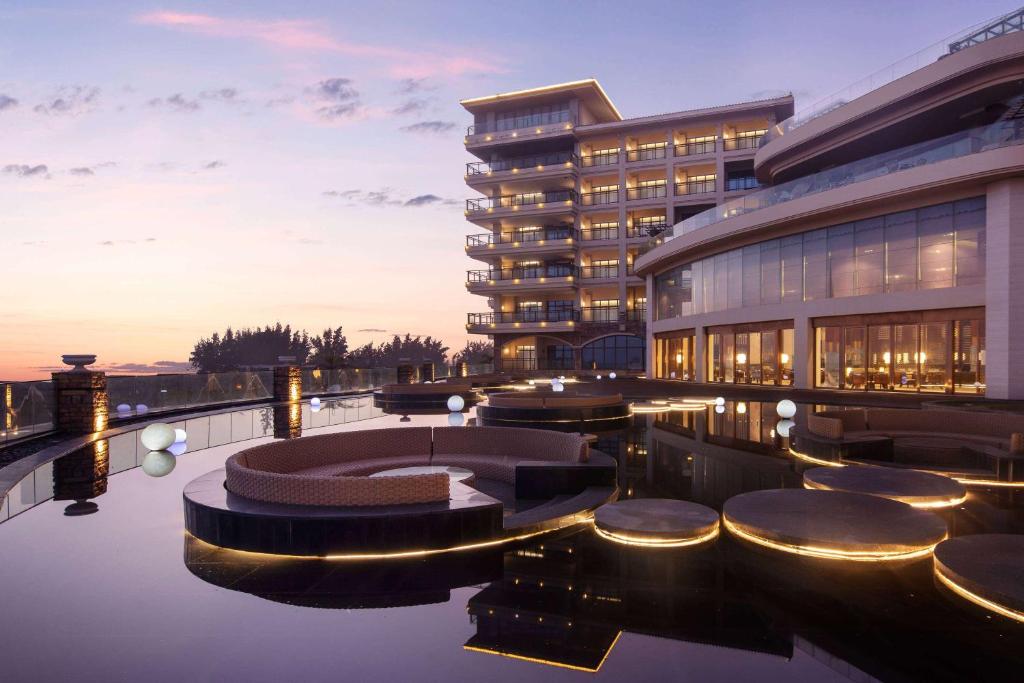 Days Hotel by Wyndham Fangchenggang Bailang Beach photo 2