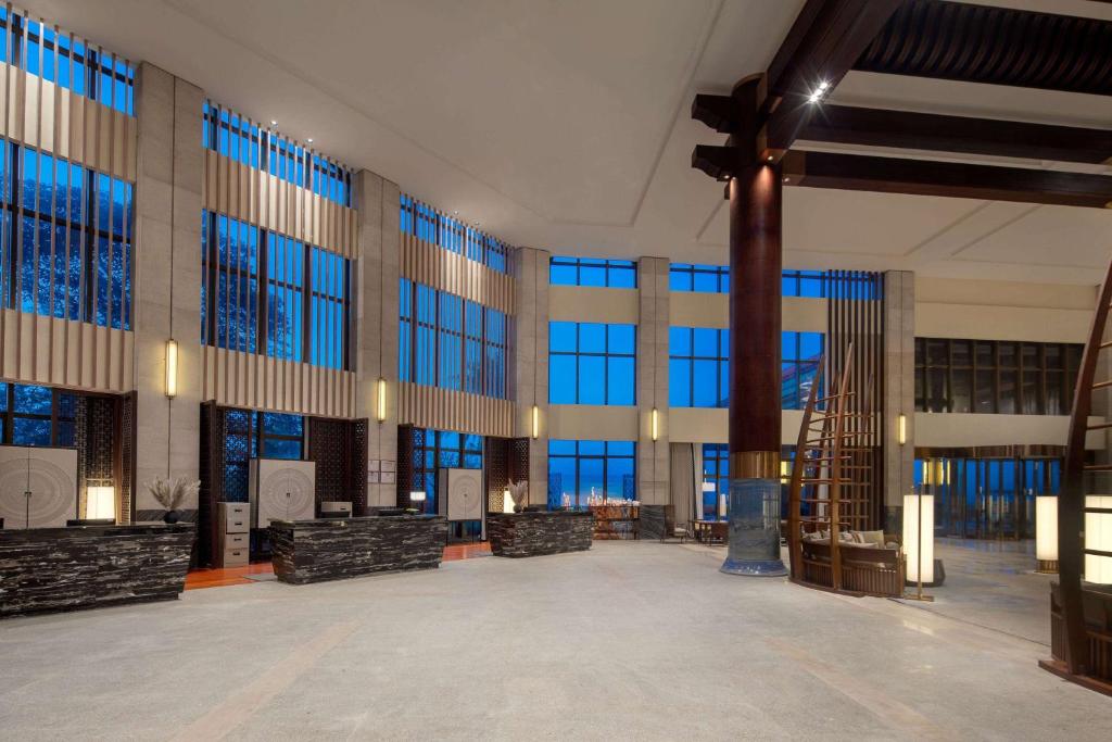 Days Hotel by Wyndham Fangchenggang Bailang Beach photo 4