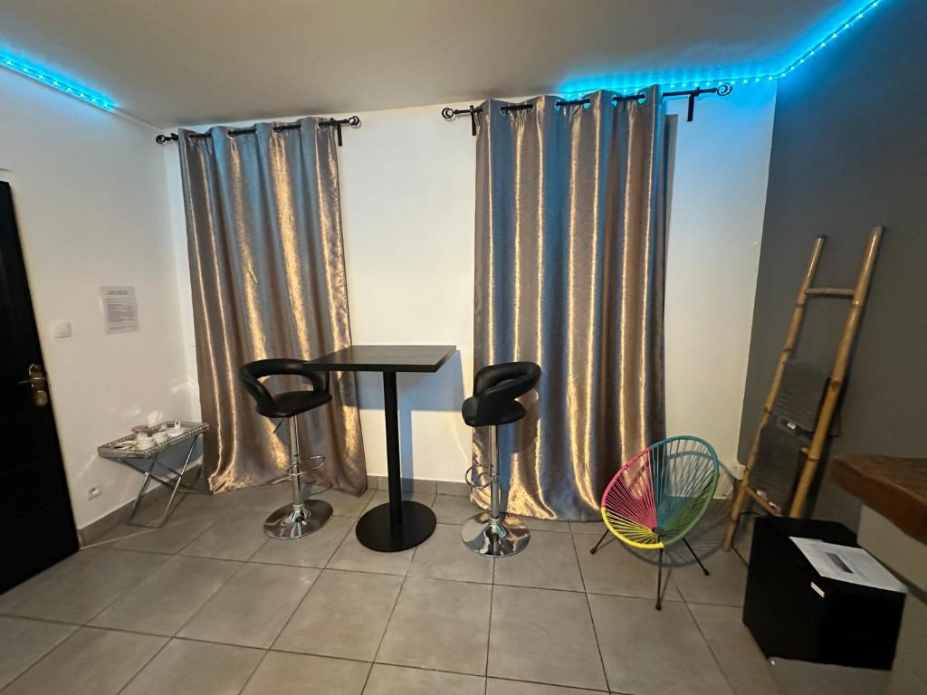 Guest Room Deluxe Proche Paris, Roissy CDG & Village Olympique photo 1