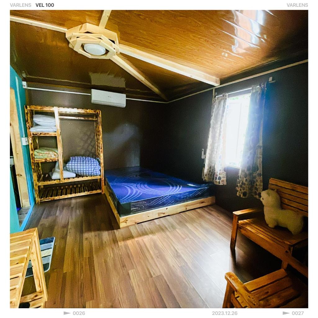 NHÀ CỦA CHI - HOMESTAY & COFFEE