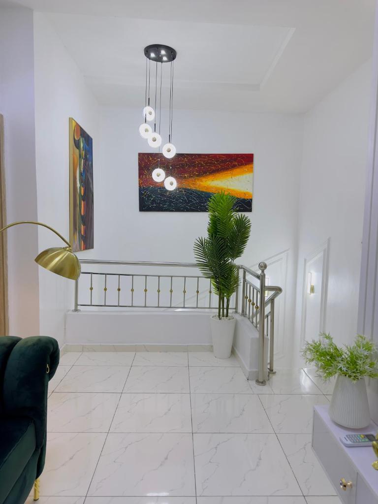 Golden Domicile Apartment - Lekki photo 1