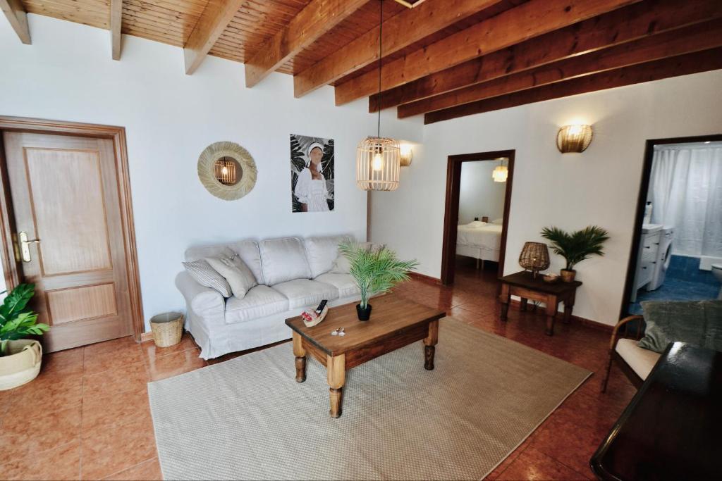 Palm Leaf - Casa Naira photo 3